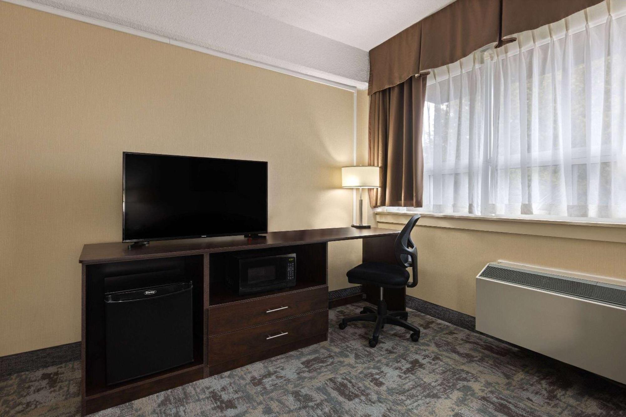 Travelodge By Wyndham Thunder Bay On Exterior foto